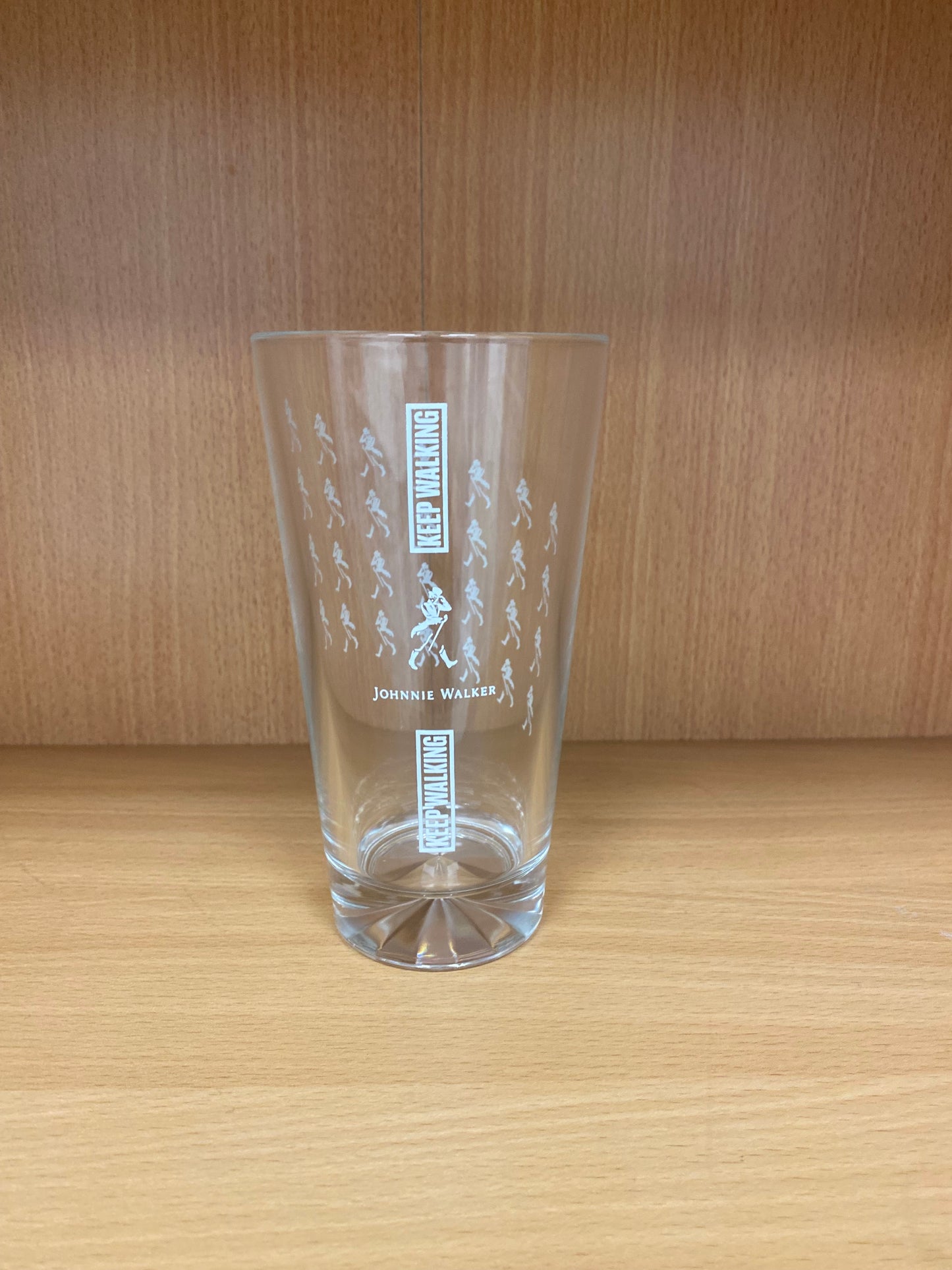 Lot de 24 verres Johnnie Walker