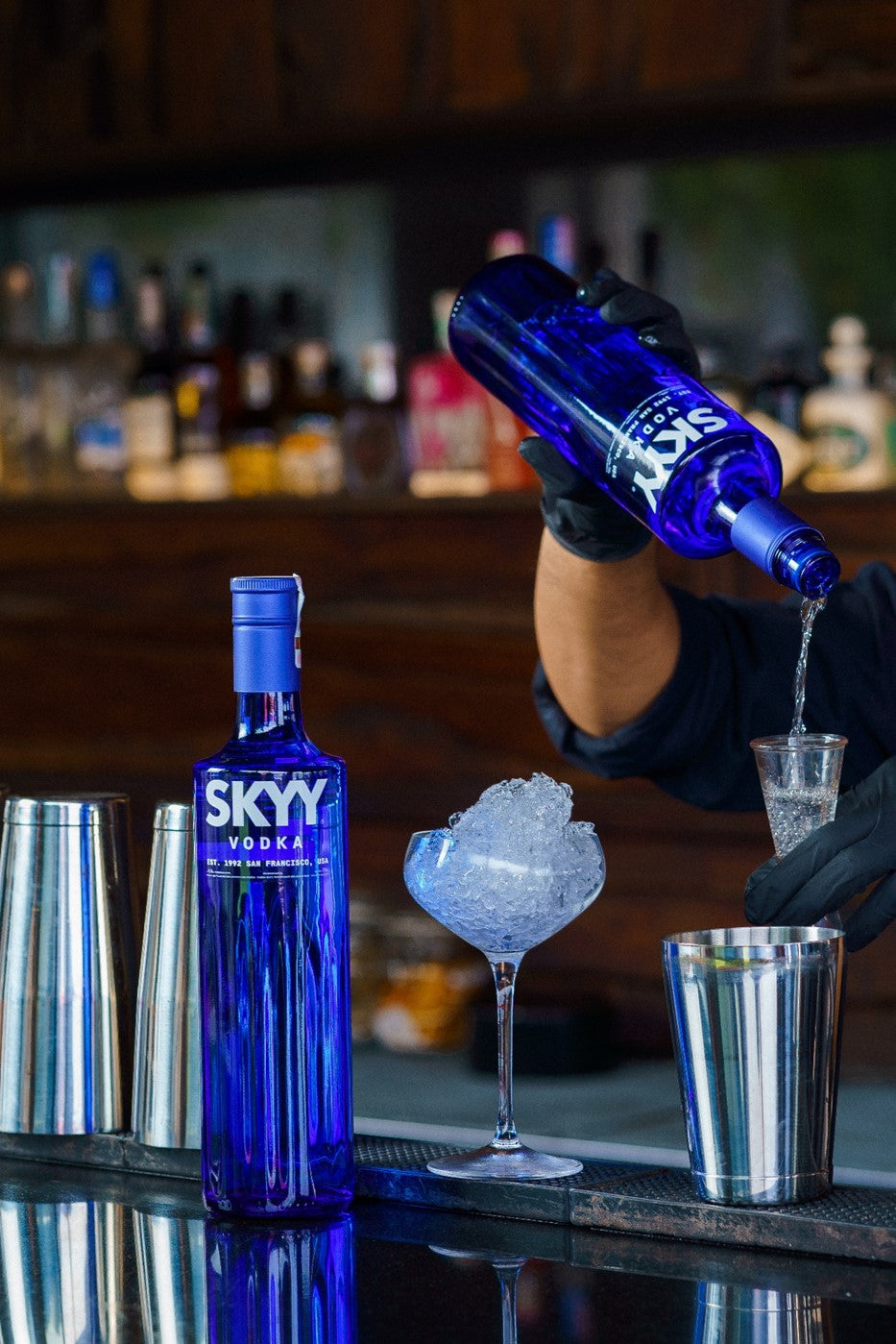 Skyy Vodka 1L et 5 verres