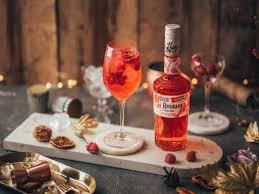 De Kuyper Sour Rhubarb Liqueur - 70cl - 15°