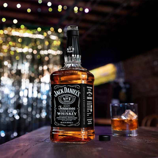 Coffret Jack Daniel's N°7 et sa serviette - 70cl - 40°